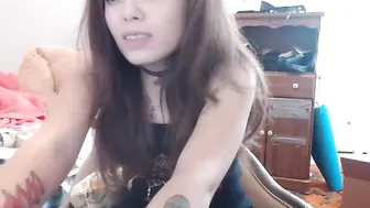 anna_the_alpha and a spray of pleasure
