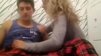 skinnywhitegirl122 Cute bitches do caressing