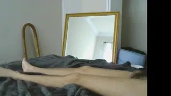 petitealexis4u lush mamashie jerks off a broken vagina