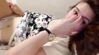 goodgirl_zoe Shy chick poses naked