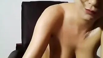 couplehardsex luxury chick masturbating with sex toys