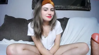 littlestleobaby gorgeous chick sucks cock and gets fucked