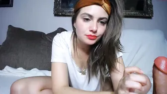 littlestleobaby gorgeous chick sucks cock and gets fucked