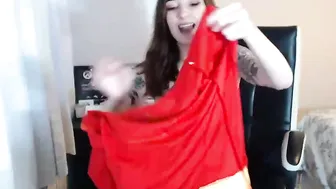 fxturewars big boobed slut dancing striptease