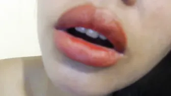 little_asian_slut hot harlot fingering vibrator