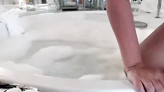 naughtyelle amazing bitch fucks wet cunt