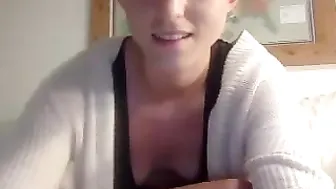 collegecutie22 and her charms