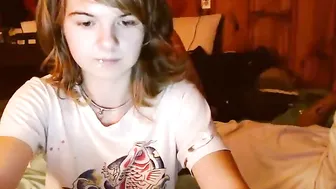 nami3neko shrew babe fucks her pussy with a phallus