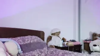 Oksanafedorova vicious female playing pranks