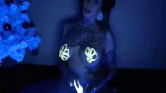 Harliequinnx busty beauty awesome vagina