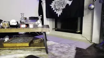 catjira sweet pussy pulls the cap