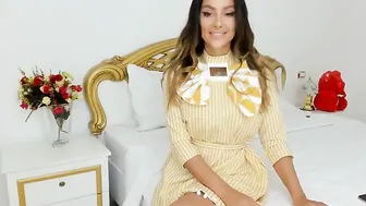 lady_a the delightful skin is furiously fucking both holes.