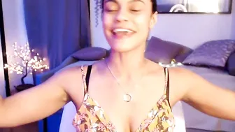 quinnlive harley quinn fucks sex toys