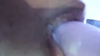 saylemuk cute bitch masturbates anus