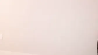 lil_piglet skinny girl posing nude