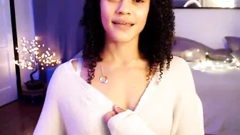 quinnlive whore chick sucks penis gentleman