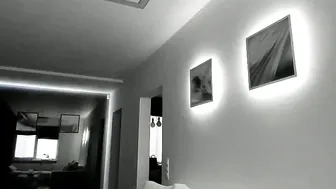 sweetestm experienced bitch spreads her legs