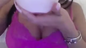lexivixi exciting rubber dick jumps