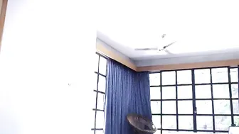 misskreazy whore beauty caresses sex lips