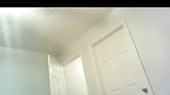 cybersexsof69 nude bitch dancing on the bed