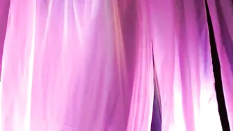 rocknrose sexy babe fingering pussy