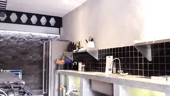 misskreazy luxurious slut fucks shaved cunt
