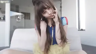 MissAlice_94 attractive chick is pounded with a bottle in the ass.