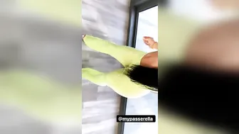 Veronica Rodriguez sexy slut exhausting the cap with masturbation