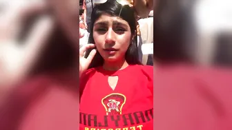 Mia Khalifa dark haired babe digging with sex machine