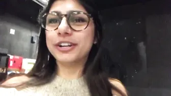 Mia Khalifa gorgeous chick fucks both holes