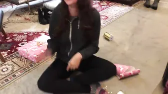 Mia Khalifa hot chicks pose naked