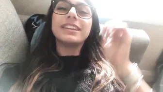 Mia Khalifa cute girl fingering pussy with vibrator