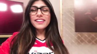 Mia Khalifa lustful trash dumps juicy tits