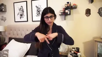 Mia Khalifa telecast 25.07.2019