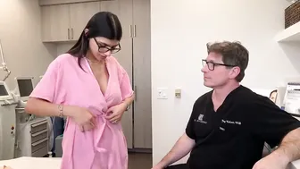 Mia Khalifa flirt4free