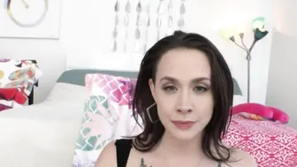 Chanel Preston chic shows shaved holes