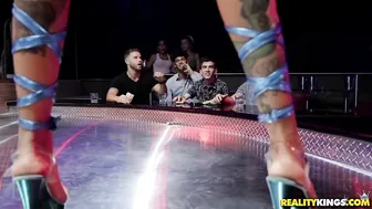 Bonnie Rotten & Jordi El Nino Polla  naughty babe caresses hairy cunt