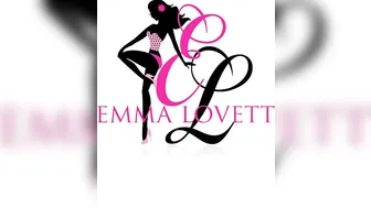 Emma Lovett sexy mommy fingers both holes