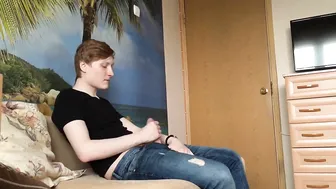 lesbi milf busty bitch in stockings gently fingering pussy