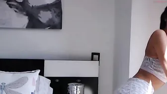 saritabelle flashed nipples