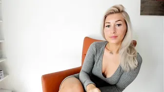 naughtyceleste luxury chick chatting in free chat
