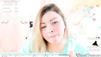 kdwow swallows a toy