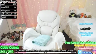 kdwow pretty lady fucking pussy with sex machine