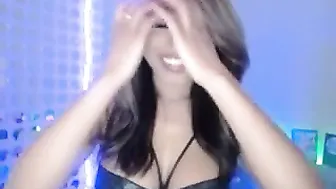 sincityvee busty charm exposes big ass