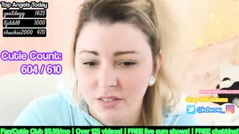 kdwow skinny web model masturbates