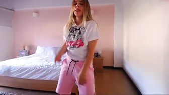 kendalltyler busty mare relish masturbating cunt