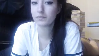 dallasohmy a doll gently masturbates the cap