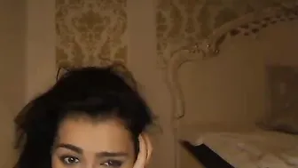 amelianaked overall model and its large buffers