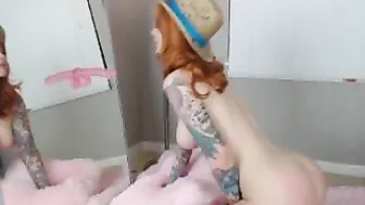 Vanessa_Lake lustful bitch gently masturbates cunt