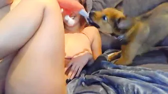 VanessaW a little fun in the solo video